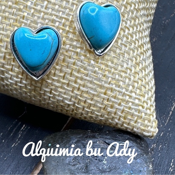 Alquimia Jewelry - Turquoise Heart Stud Earrings